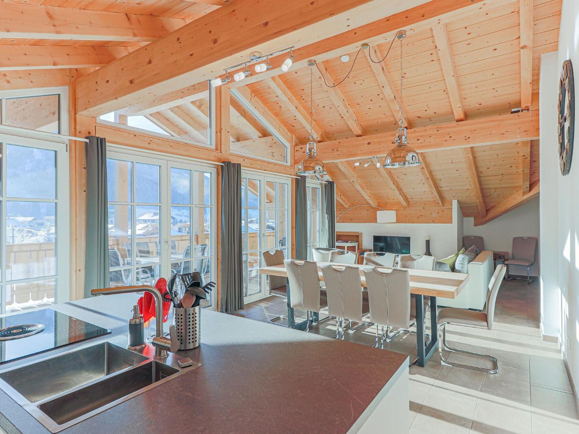 Luxury Penthouse With Balcony Ski Storage Carport Lift Apartment Brixen im Thale Exterior foto